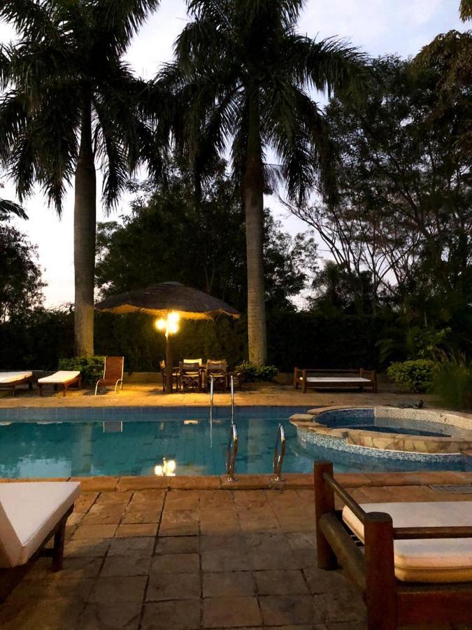 "Nueva La Grappa" Hotel & Posada Алтус Экстерьер фото